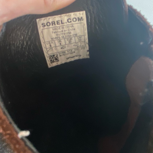 SOREL WOMEN'S AFTER HOURS SUEDE BOOTIES - Picture 13 of 14